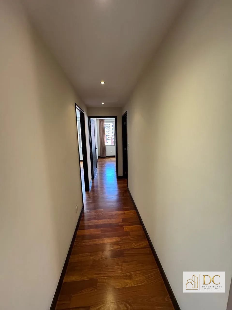 ๐ Apartamento en Renta โ 3 Hab + 3 Parqueos | Aria | Zona 10 ๐ Esti โ Apartamento en Alquiler en Aria, Zona 10, Guatemala, Ciudad โ foto 12 de 16