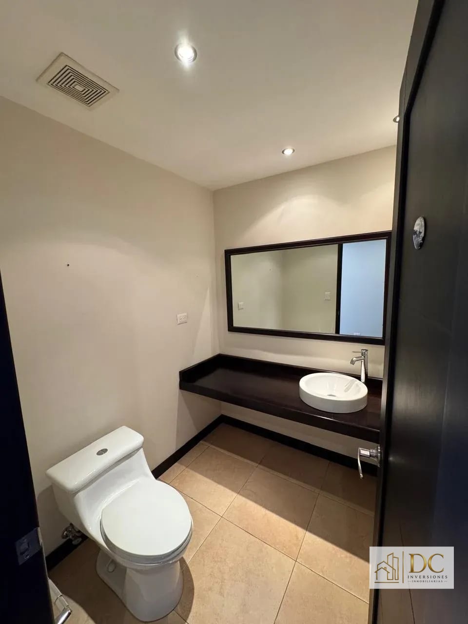 ๐ Apartamento en Renta โ 3 Hab + 3 Parqueos | Aria | Zona 10 ๐ Esti โ Apartamento en Alquiler en Aria, Zona 10, Guatemala, Ciudad โ foto 13 de 16