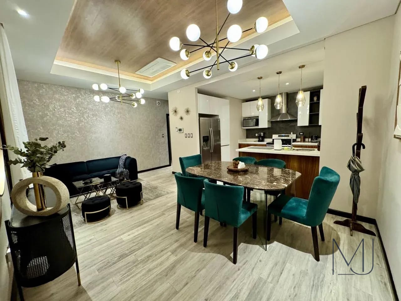 Apartamento en Alquiler | Lirios de Cayalá II | Zona 16 | Amueblado · 2 habitaciones — Apartamento en Alquiler en Lirios de Cayalá II, Zona 16, Guatemala, Ciudad — foto 1 de 12