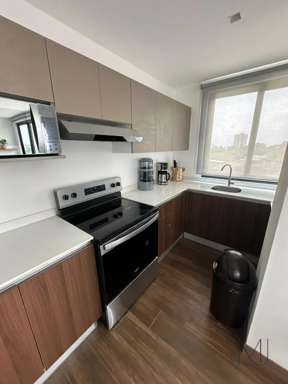 Apartamento en Alquiler | Vila Quince | Zona 15 VH2 | Amueblado · 3 habitaciones — Apartamento en Alquiler en Vila Quince, Zona 15, Guatemala, Ciudad — foto 3 de 11