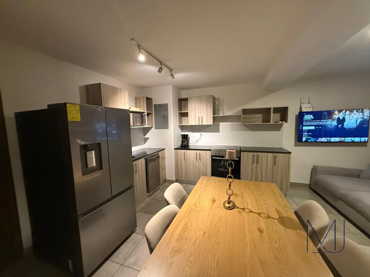 Apartamento en Alquiler | Modra | Zona 4 | Amueblado · 3 habitaciones — Apartamento en Alquiler en Modra, Zona 4, Guatemala, Ciudad — foto 4 de 10