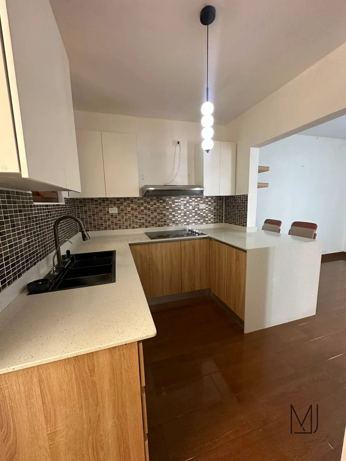 Casa en Venta | Los Palos Verdes I | San Cristóbal Zona 8 de Mixco | 1 nivel · 4 parqueos — Casa en Venta en Zona 8 Mixco, Guatemala, Ciudad — foto 2 de 16