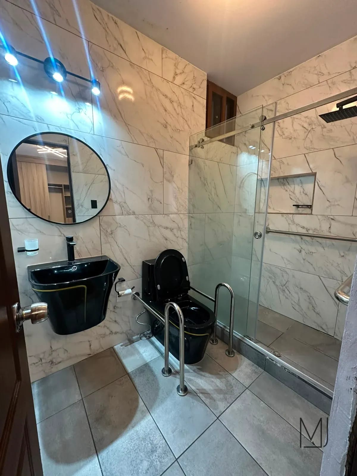 Casa en Venta | Los Palos Verdes I | San Cristóbal Zona 8 de Mixco | 1 nivel · 4 parqueos — Casa en Venta en Zona 8 Mixco, Guatemala, Ciudad — foto 15 de 16