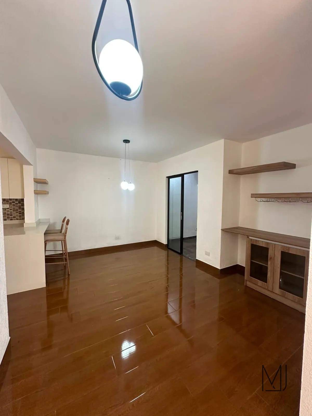 Casa en Venta | Los Palos Verdes I | San Cristóbal Zona 8 de Mixco | 1 nivel · 4 parqueos — Casa en Venta en Zona 8 Mixco, Guatemala, Ciudad — foto 6 de 16