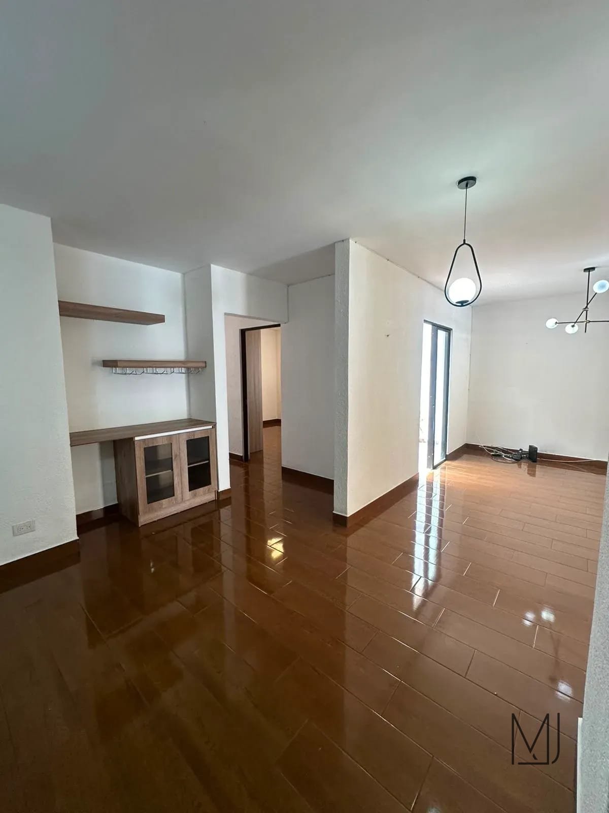 Casa en Venta | Los Palos Verdes I | San Cristóbal Zona 8 de Mixco | 1 nivel · 4 parqueos — Casa en Venta en Zona 8 Mixco, Guatemala, Ciudad — foto 9 de 16