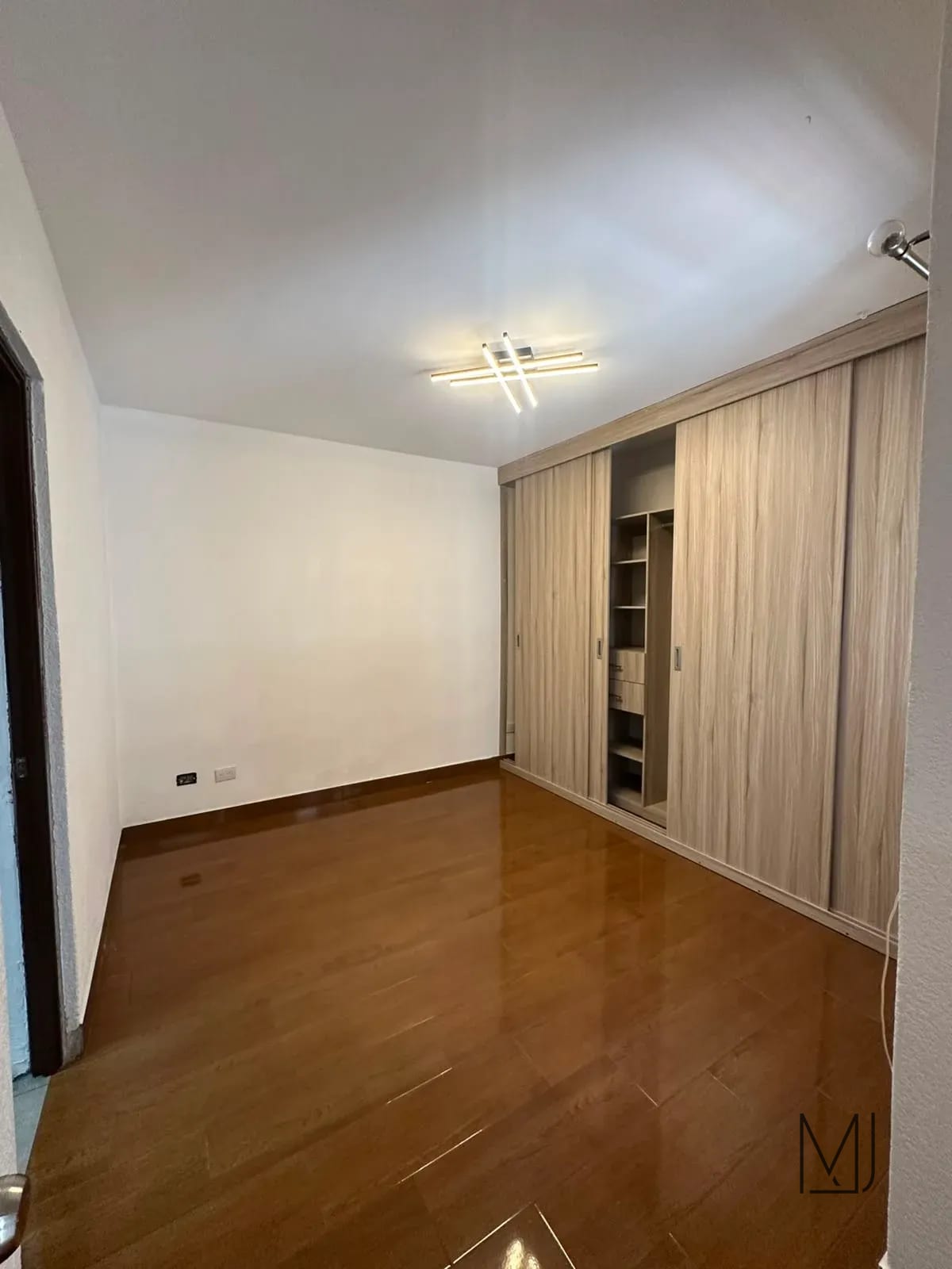 Casa en Venta | Los Palos Verdes I | San Cristóbal Zona 8 de Mixco | 1 nivel · 4 parqueos — Casa en Venta en Zona 8 Mixco, Guatemala, Ciudad — foto 13 de 16