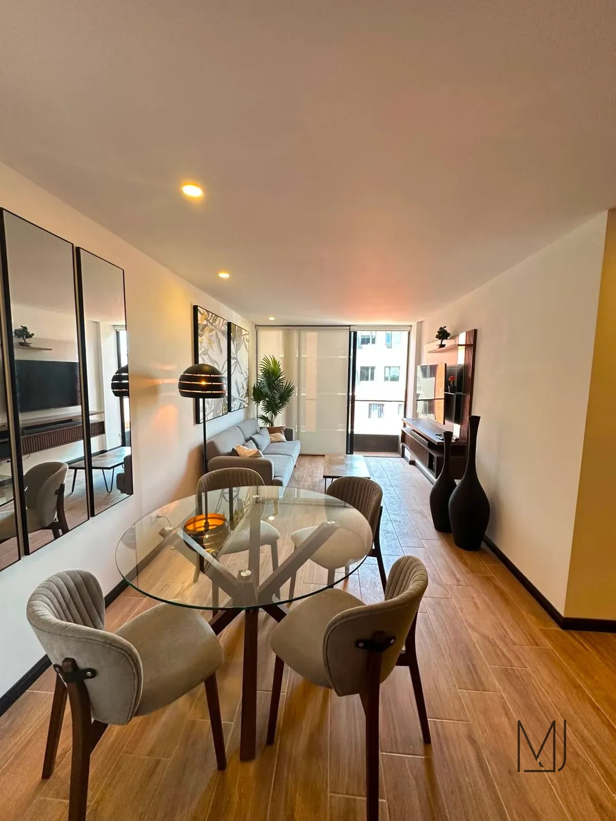 Apartamento Amueblado en Alquiler | Edificio Essenza | Zona 13 | 2 habitaciones · Nivel alto — Apartamento en Alquiler en Zona 13, Guatemala, Ciudad — foto 1 de 10