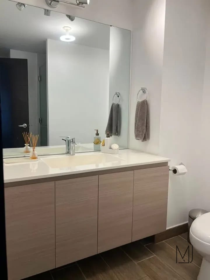 Apartamento en Alquiler | Torre Once | Colonia Mariscal, Zona 11 | Terraza privada de 100 m² · Pet friendly — Apartamento en Alquiler en Torre Once, Zona 11, Guatemala, Ciudad — foto 10 de 11