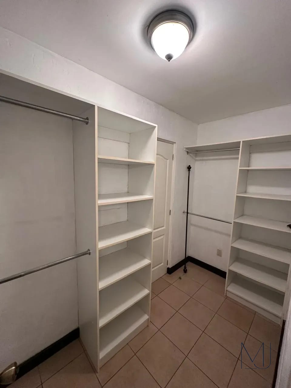 Casa en Alquiler | Condominio Casa y Campo | Carretera a El Salvador | 4 habitaciones · Amplio jardín — Casa en Alquiler en Carretera a El Salvador, Guatemala, Ciudad — foto 10 de 14