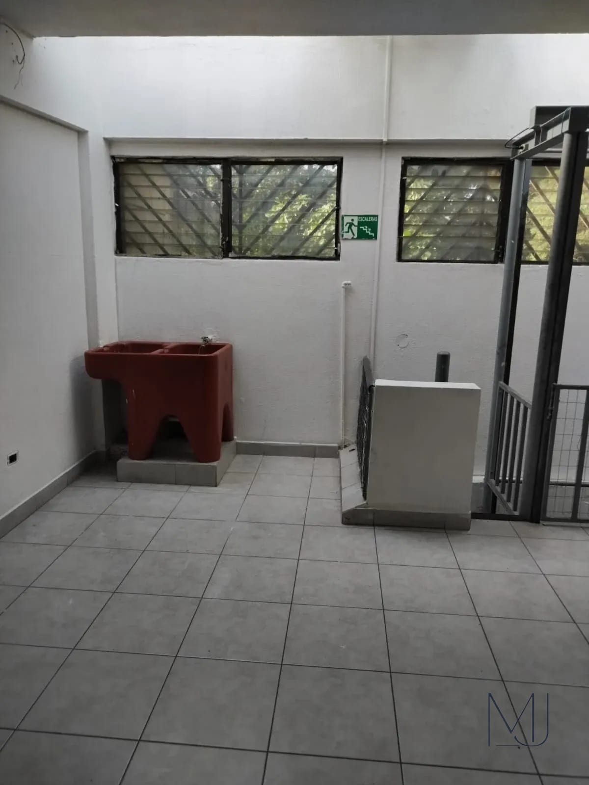 Local Comercial en Alquiler | Centro Comercial MetroSur | Zona 11 | 75 m² · 2 niveles — Local en Alquiler en Zona 11, Guatemala, Ciudad — foto 5 de 13