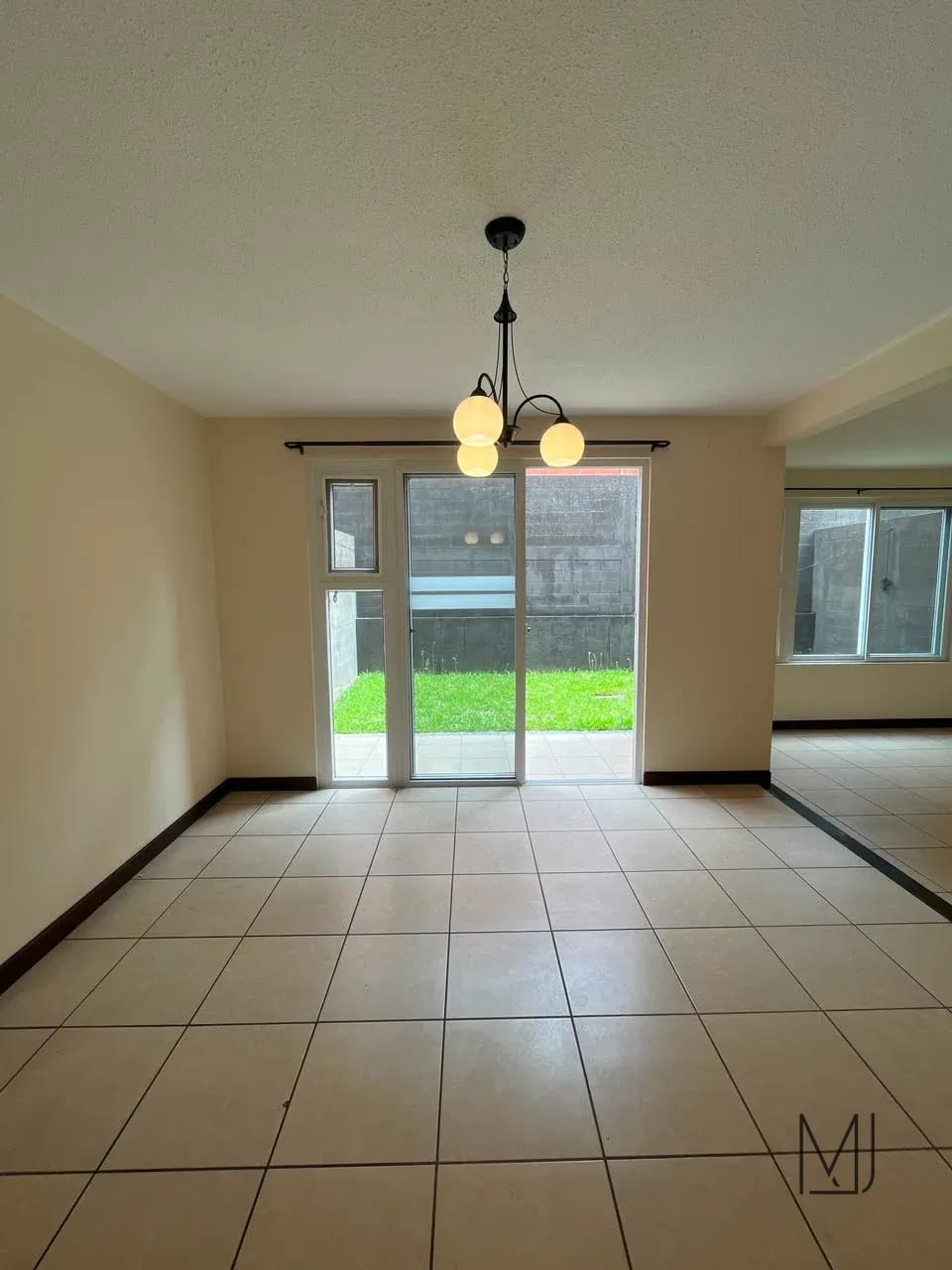 Casa en Alquiler | Ensenada de San Isidro | Zona 16 | 3 habitaciones · Jardín — Casa en Alquiler en Ensenada de San Isidro, Zona 16, Guatemala, Ciudad — foto 7 de 17