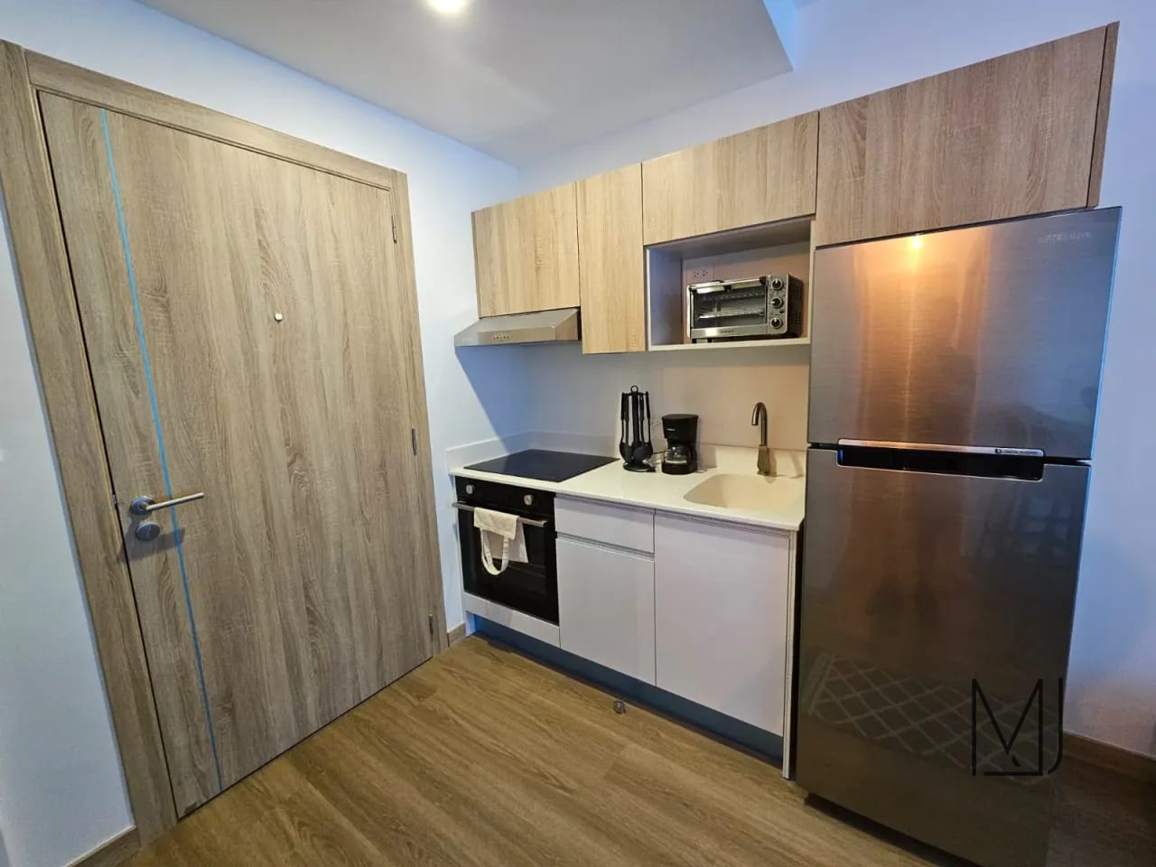 Apartamento en Alquiler | VIVO 4 | Zona 4 | 1 Habitación · Balcón — Apartamento en Alquiler en Vivo Zona 4, Zona 4, Guatemala, Ciudad — foto 3 de 8