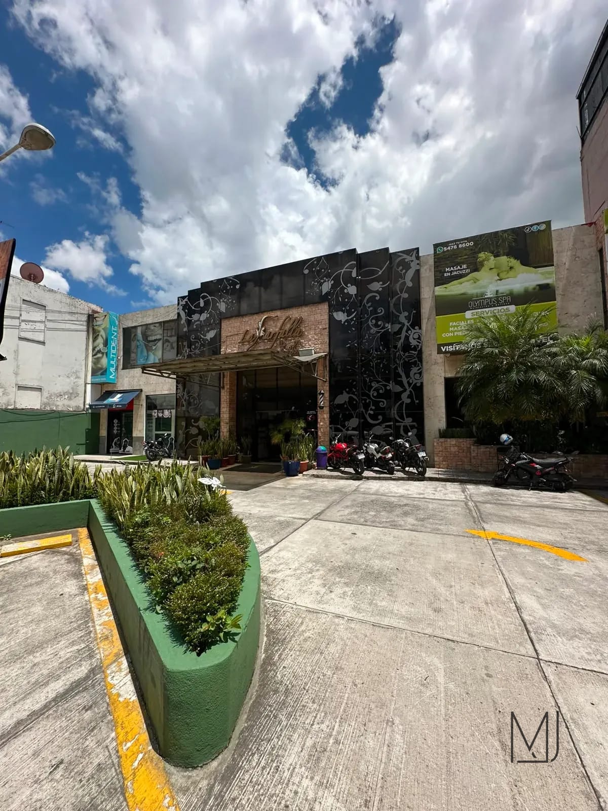 Oficina en Alquiler | Ciudad San Cristóbal | Zona 8 de Mixco — Oficina en Alquiler en Zona 8 Mixco, Guatemala, Ciudad — foto 9 de 9