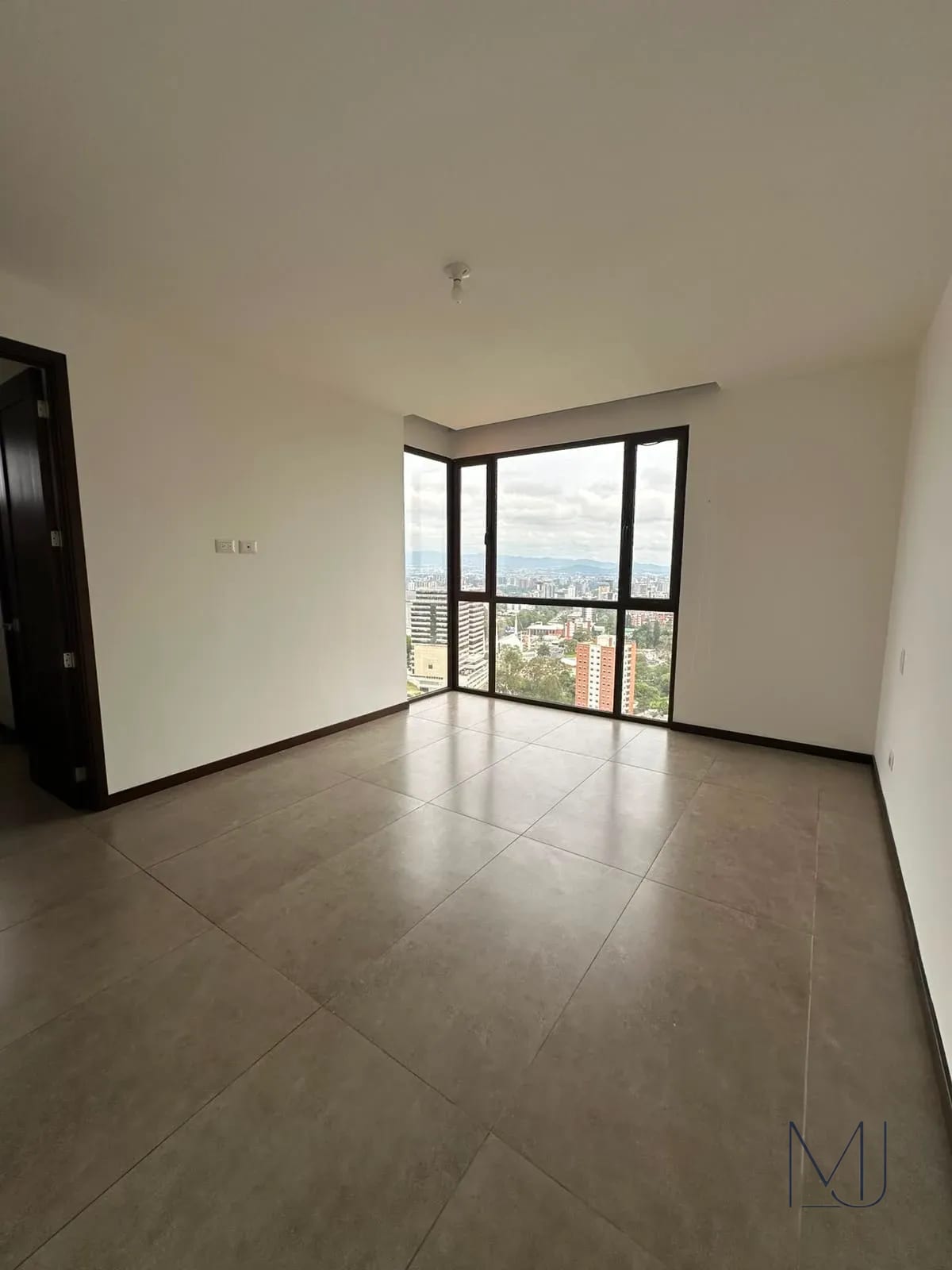 Apartamento en Alquiler | Albero San Lázaro | Zona 15 | 111 m² · 2 Hab — Apartamento en Alquiler en Albero San Lazaro, Zona 15, Guatemala, Ciudad — foto 11 de 17