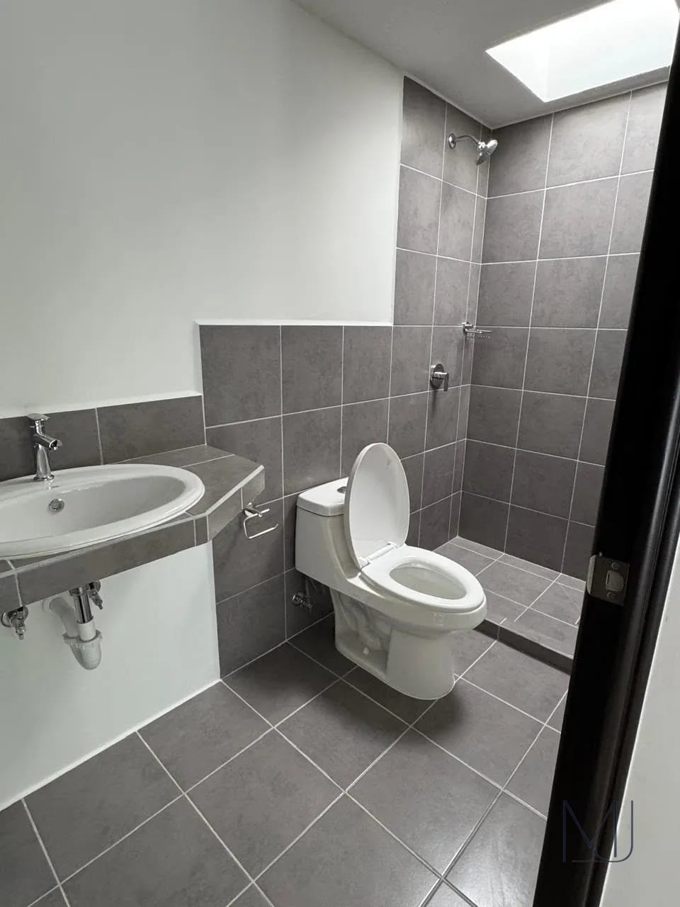 Casa en Venta / Alquiler | Mirabosques | Km 16.5 CAES | 207 m² — Casa en Venta en Carretera a El Salvador, Guatemala, Ciudad — foto 12 de 12