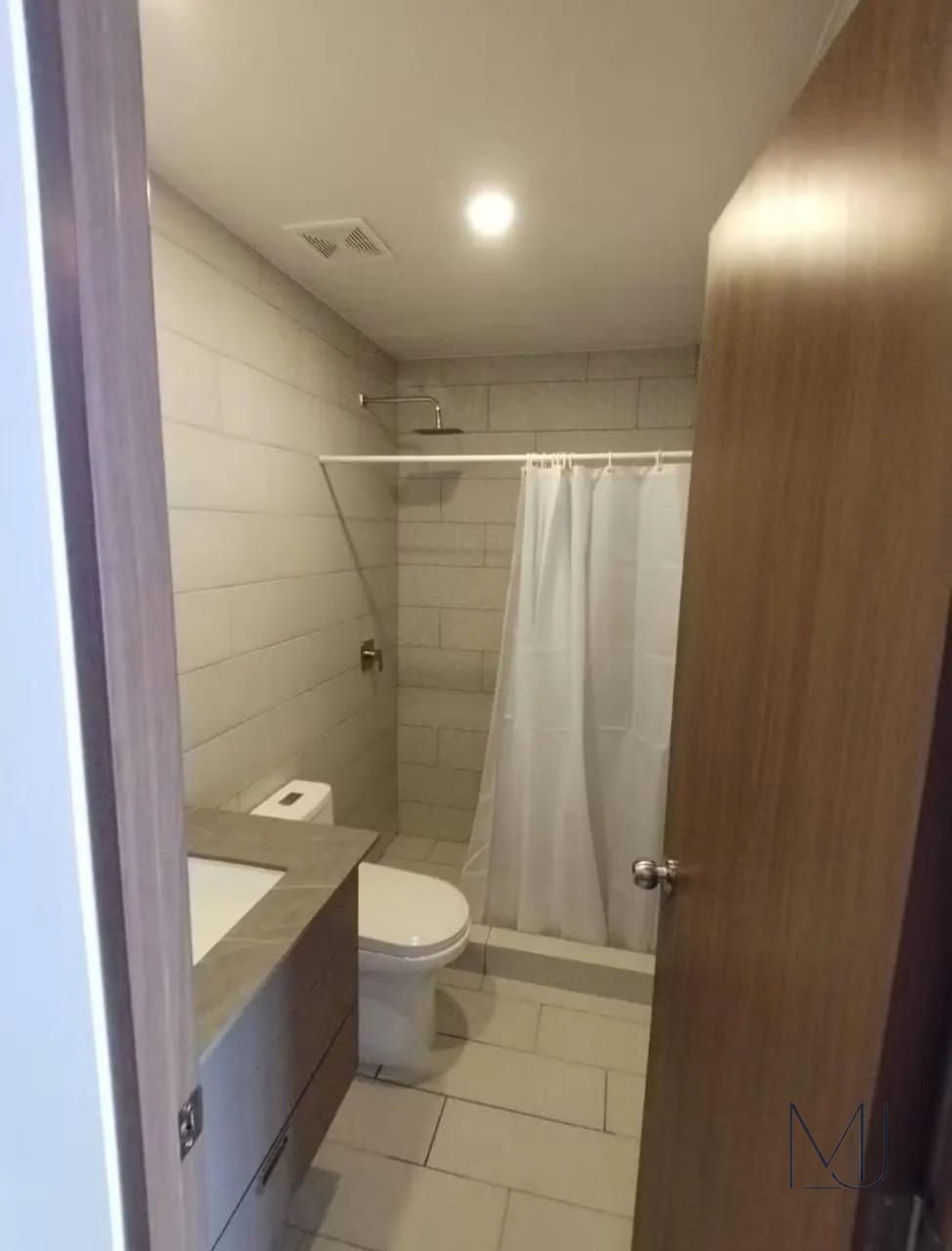 Apartamento en Alquiler | Biko | Zona 10 | 1 Habitación | Nuevo — Apartamento en Alquiler en Biko, Zona 10, Guatemala, Ciudad — foto 8 de 9