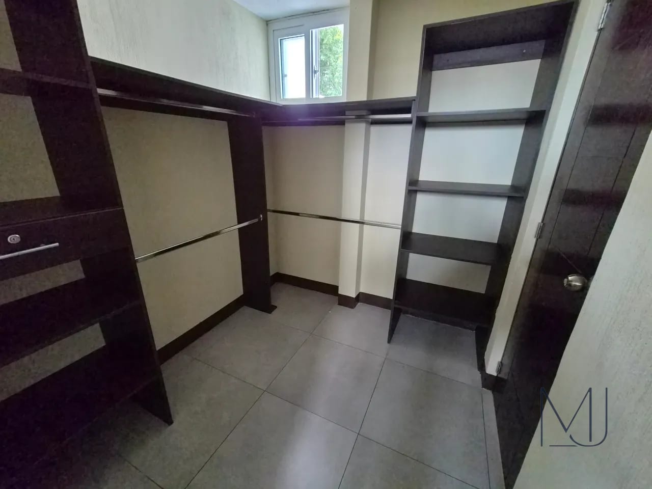 Casa en Renta | Residencial La Villa | Zona 14 | 3 habitaciones — Casa en Alquiler en La Villa, Zona 14, Guatemala, Ciudad — foto 13 de 16