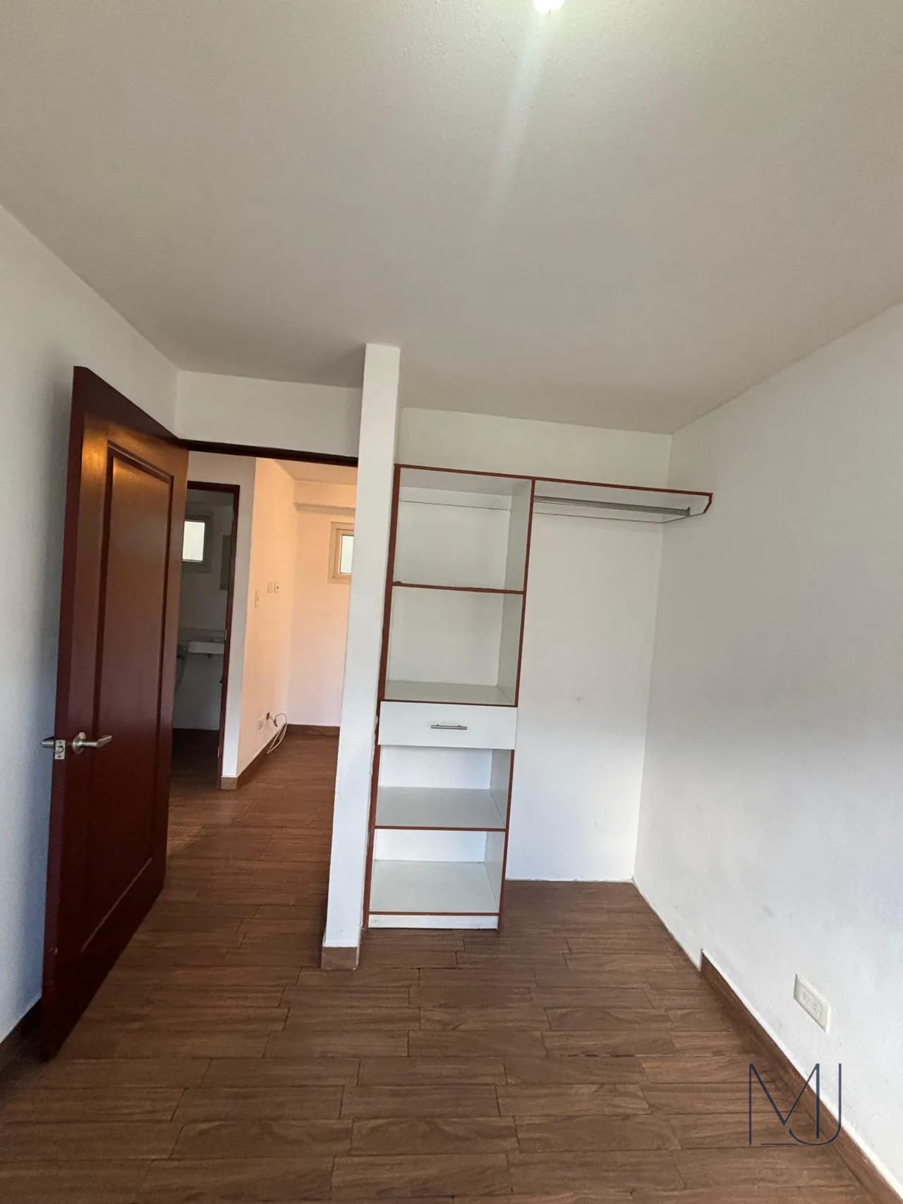 Apartamento en Venta | Parque 7 | Zona 7 | Calzada Roosevelt — Apartamento en Venta en Parque 7, Zona 7, Guatemala, Ciudad — foto 6 de 9