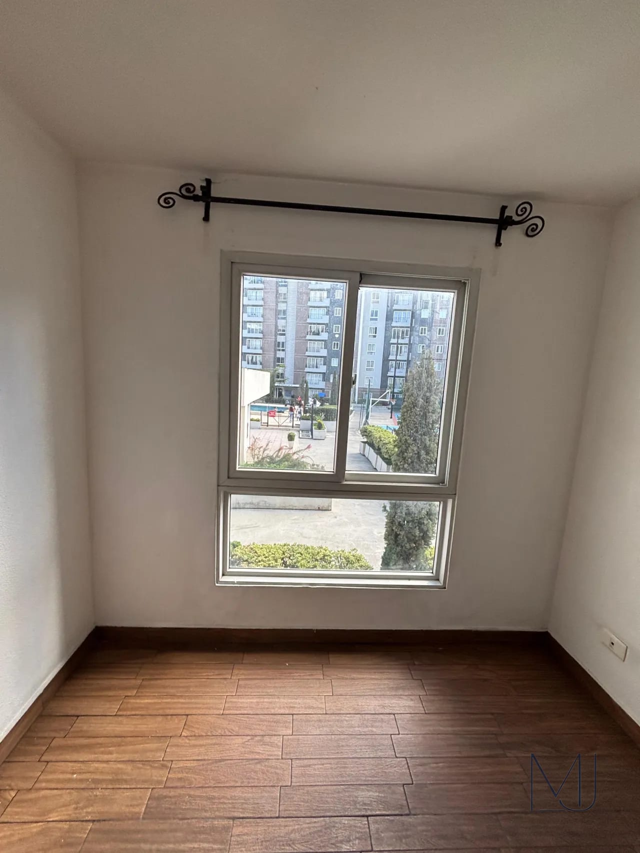 Apartamento en Venta | Parque 7 | Zona 7 | Calzada Roosevelt — Apartamento en Venta en Parque 7, Zona 7, Guatemala, Ciudad — foto 8 de 9