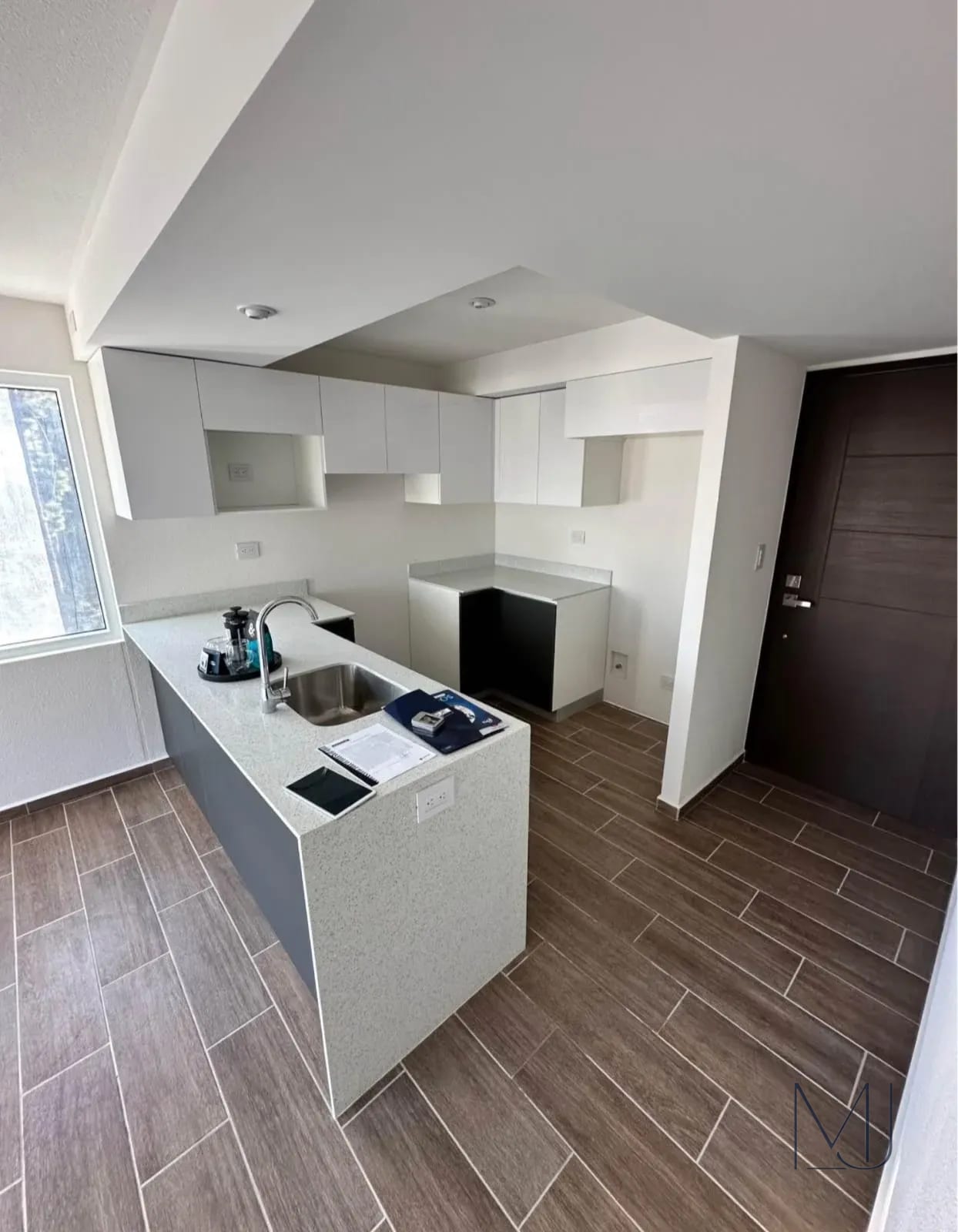 Apartamento en Renta | Parque Mateo | Zona 7 | 3 Habitaciones — Apartamento en Alquiler en Parque Mateo, Zona 7, Guatemala, Ciudad — foto 4 de 13