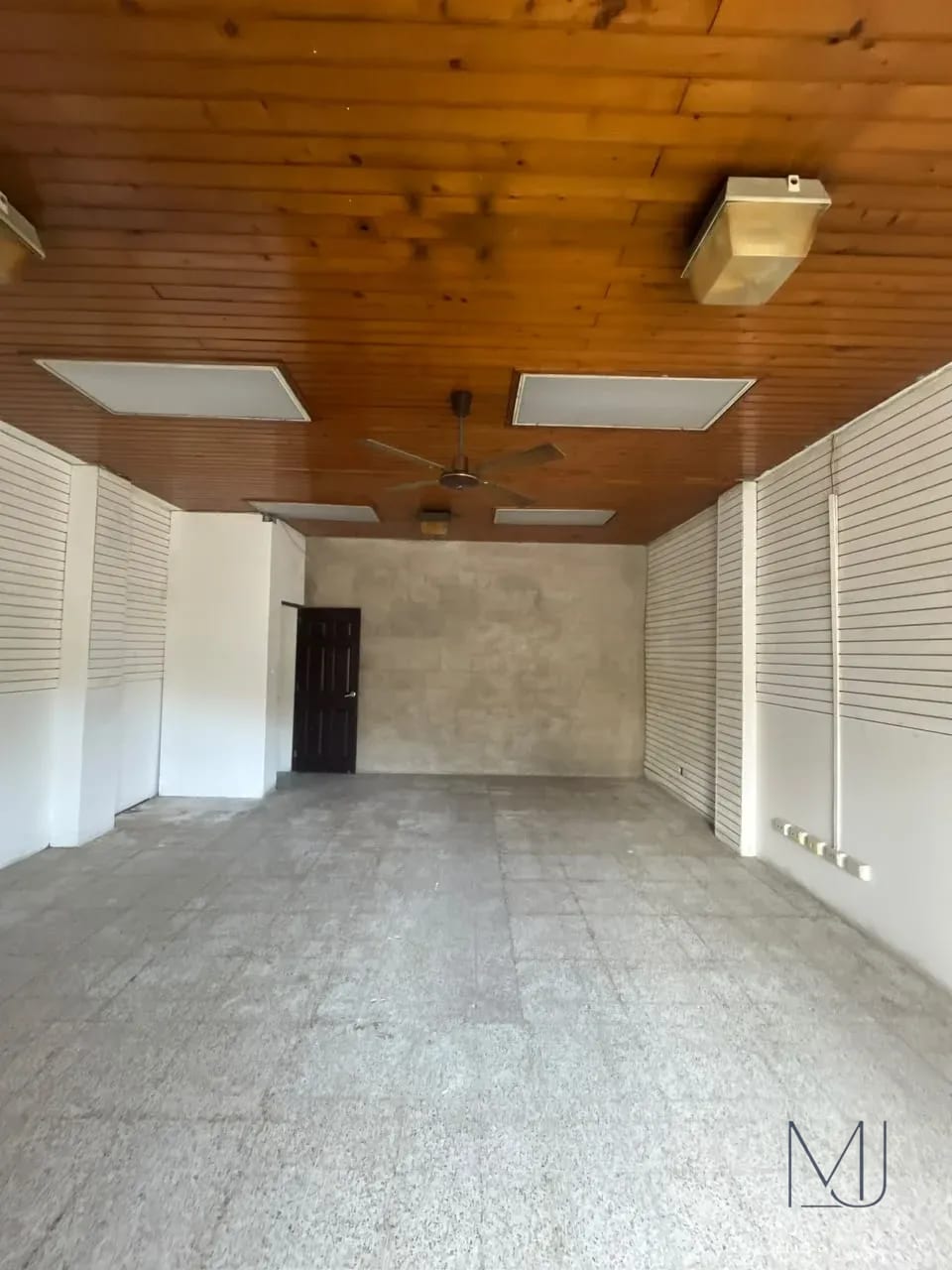 Local Comercial en Alquiler | Plaza Montúfar | Zona 9 | 45 m² — Local en Alquiler en Zona 9, Guatemala, Ciudad — foto 4 de 4