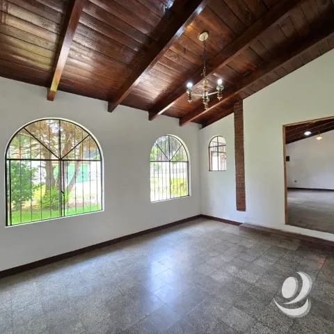 Oficina en Renta San Lucas Sacatepéquez, amplio Parqueo — Casa en Alquiler en Sumpango, Sacatepéquez — foto 12 de 17