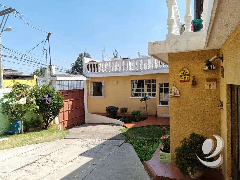 AnteriorSiguiente Casa y Apartamento en Venta San Cristóbal, sin garita. — Casa en Venta en Zona 8 Mixco, Guatemala, Ciudad — foto 14 de 17