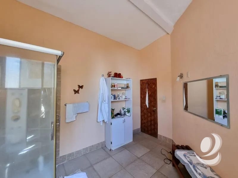 AnteriorSiguiente Casa y Apartamento en Venta San Cristóbal, sin garita. — Casa en Venta en Zona 8 Mixco, Guatemala, Ciudad — foto 17 de 17