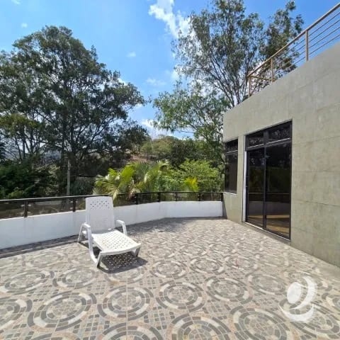 Casa en Venta San Cristóbal Valle Dorado Bulevar Sur — Casa en Venta en Zona 8 Mixco, Guatemala, Ciudad — foto 14 de 17