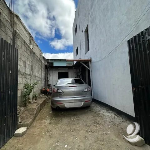 Casa en Venta para uso comercial San Lucas Sacatépequez — Casa en Venta en San Lucas Sacatepéquez, Sacatepéquez — foto 10 de 15