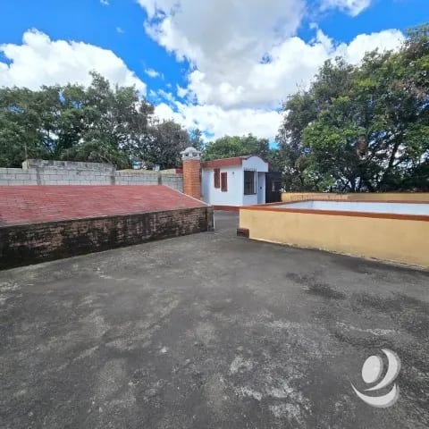 Casa grade en Venta Las Hojarascas Zona 1 de Mixco — Casa en Venta en Zona 1 Mixco, Guatemala, Ciudad — foto 8 de 17