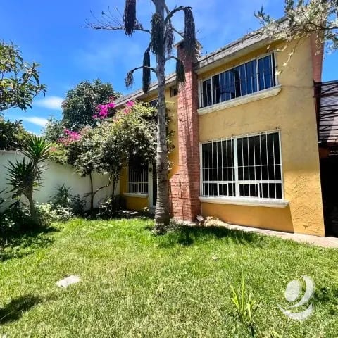 Casa en venta en Jardines de San Lucas Sacatepéquez — Casa en Venta en San Lucas Sacatepéquez, Sacatepéquez — foto 5 de 17