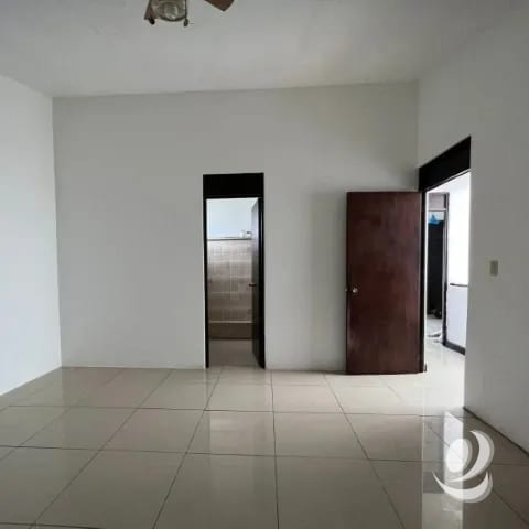 ¡¡¡ Preciosa Casa en Venta Zona 7 Guatemala, Bosques de Linda Villa!!! — Casa en Venta en Zona 7, Guatemala, Ciudad — foto 8 de 13