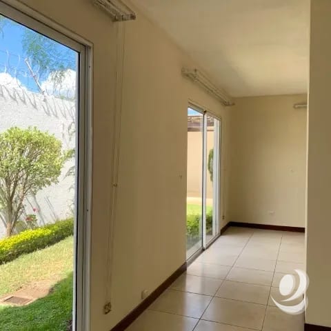 Casa en Venta Bosques de San Nicolas Zona 4 Mixco — Casa en Venta en Bosques de San Nicolás, Zona 4 Mixco, Guatemala, Ciudad — foto 4 de 17