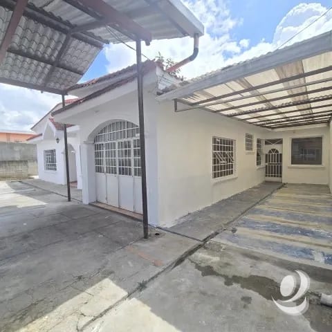 ¡¡¡Preciosa Casa en Renta para Negocio u Oficinas Zona 12 Guatemala!!! — Casa en Alquiler en Zona 12, Guatemala, Ciudad — foto 2 de 17