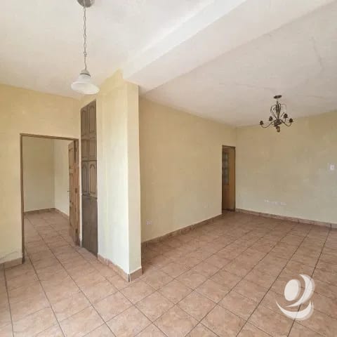 ¡¡¡Preciosa Casa en Renta para Negocio u Oficinas Zona 12 Guatemala!!! — Casa en Alquiler en Zona 12, Guatemala, Ciudad — foto 7 de 17