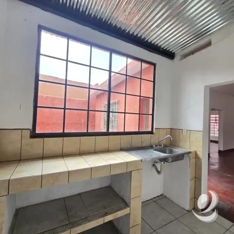 ¡¡¡Bonita Casa en Venta Colonia Las Golondrinas Escuintla!!! — Casa en Venta en Escuintla, Escuintla — foto 8 de 17