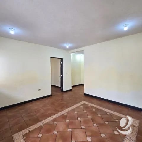 Casa en Venta Chimaltenango Residencial Villa Bethania — Casa en Venta en Chimaltenango, Chimaltenango — foto 8 de 14