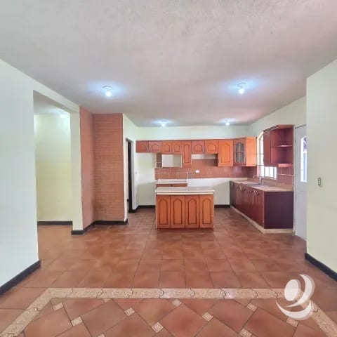Casa en Venta Chimaltenango Residencial Villa Bethania — Casa en Venta en Chimaltenango, Chimaltenango — foto 9 de 14