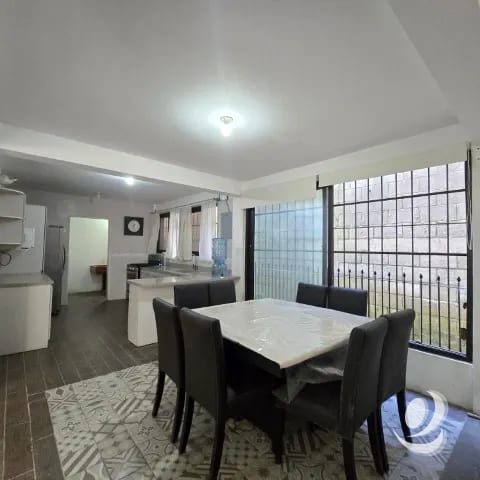 Casa con Jardín en Venta San Lucas Sacatepéquez — Casa en Venta en San Lucas Sacatepéquez, Sacatepéquez — foto 6 de 14
