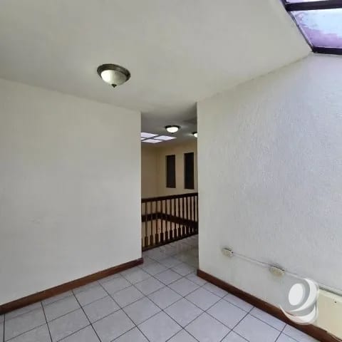 Casa en Venta Lomas de San Jacinto Zona 10 de Mixco — Casa en Venta en Zona 10 Mixco, Guatemala, Ciudad — foto 11 de 14