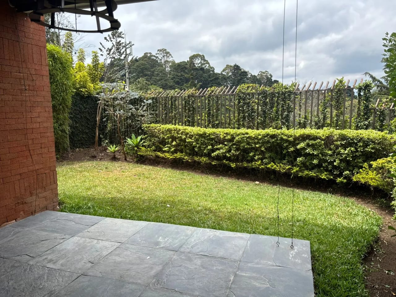 Casa en Alquiler zona 10 — Casa en Alquiler en El Prado, Zona 10, Guatemala, Ciudad — foto 1 de 9