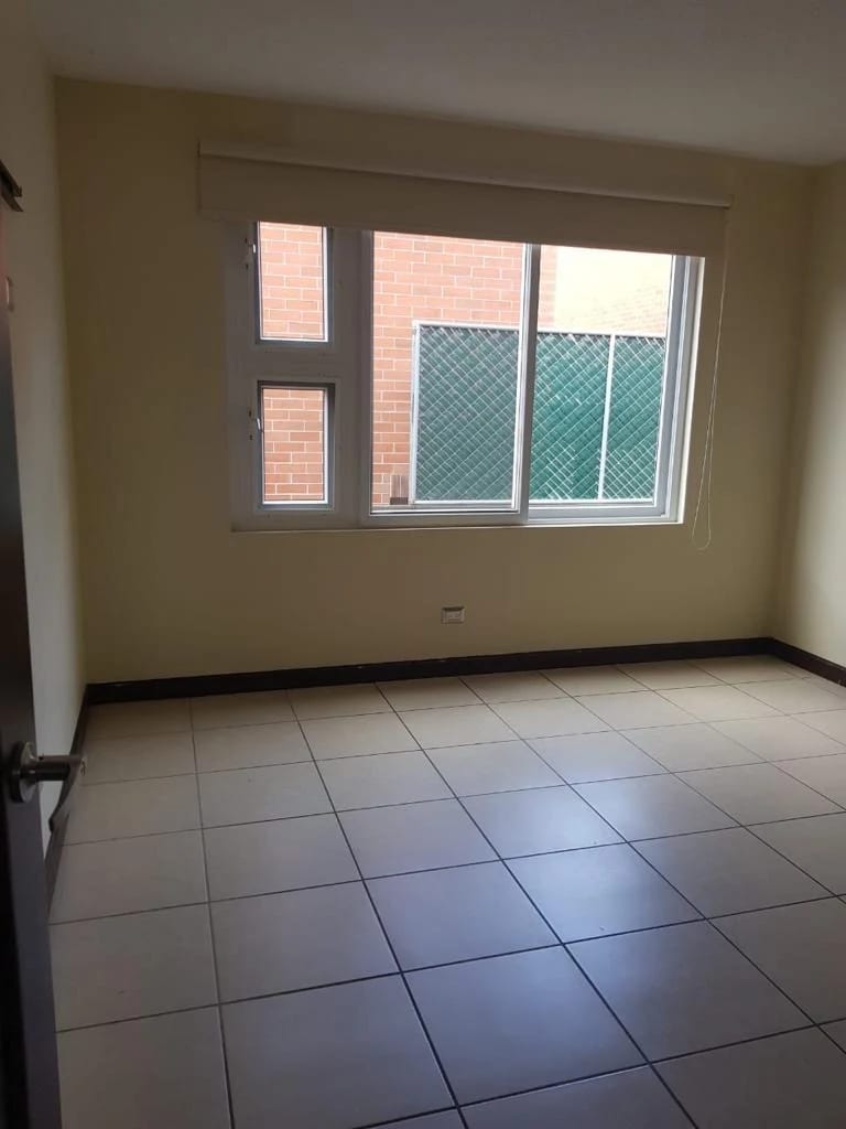 Rento casa en Zona 16 SAN ISIDRO CONDOMINIO EXCLUSIVO — Casa en Alquiler en Ensenada de San Isidro, Zona 16, Guatemala, Ciudad — foto 4 de 16