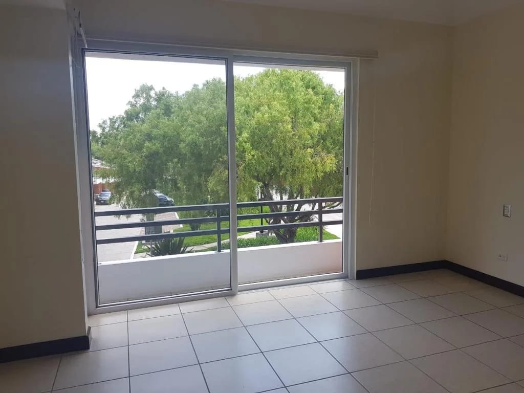 Rento casa en Zona 16 SAN ISIDRO CONDOMINIO EXCLUSIVO — Casa en Alquiler en Ensenada de San Isidro, Zona 16, Guatemala, Ciudad — foto 9 de 16