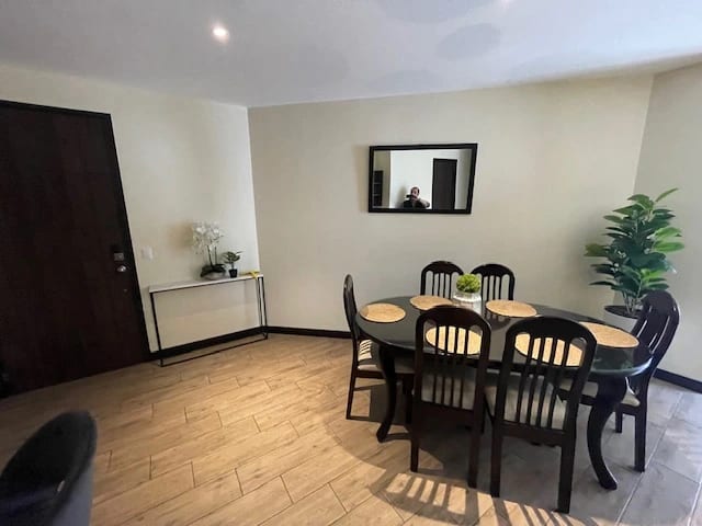 Rento apartamento en Zona 10 AMUEBLADO, EDIFICIO NUEVO CON AMENIDADES — Apartamento en Alquiler en Habitat Ciudad Vieja, Zona 10, Guatemala, Ciudad — foto 7 de 17