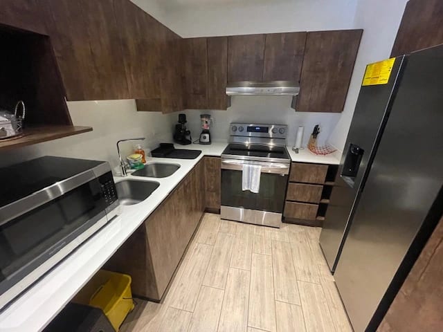 Rento apartamento en Zona 10 AMUEBLADO, EDIFICIO NUEVO CON AMENIDADES — Apartamento en Alquiler en Habitat Ciudad Vieja, Zona 10, Guatemala, Ciudad — foto 11 de 17