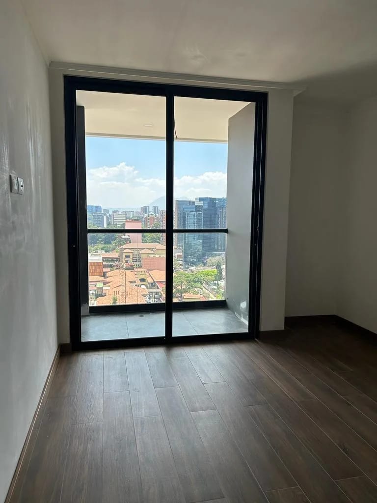 Rento apartamento en Zona 10 EDIFICIO DE LUJO CERCA DE FONTABELLA — Apartamento en Alquiler en Monád, Zona 10, Guatemala, Ciudad — foto 7 de 17
