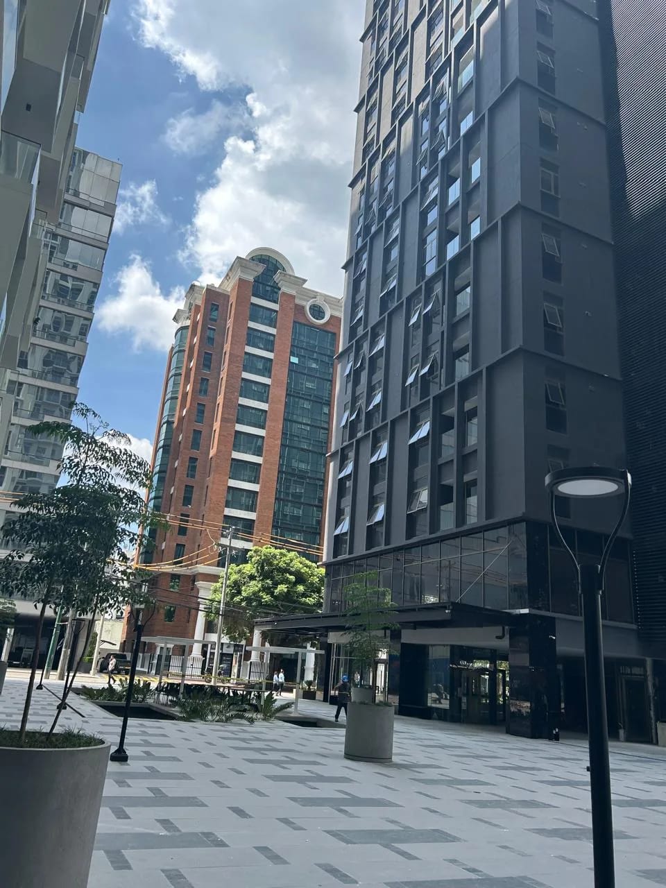 Rento apartamento en Zona 10 EDIFICIO NUEVO, AMENIDADES DE LUJO — Apartamento en Alquiler en Atarah, Zona 10, Guatemala, Ciudad — foto 10 de 17