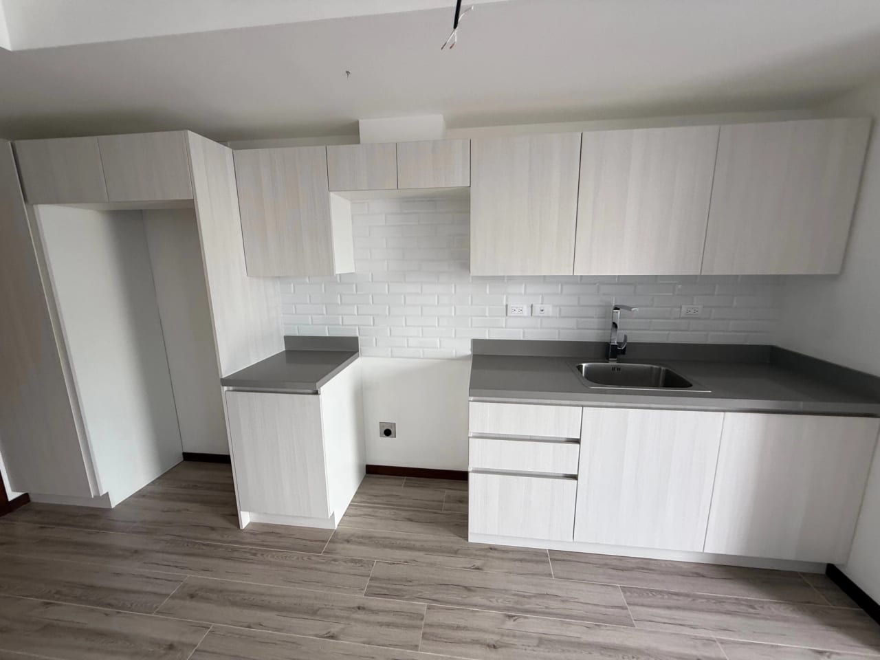 Venta de Apartamento en Zona 10 – Cerca de LA ESTACION Zona 10 — Apartamento en Venta en Neo Apartamentos, Zona 10, Guatemala, Ciudad — foto 2 de 17