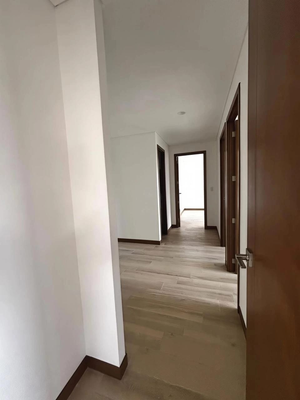 Rento apartamento en Zona 10 EDIFICIO NUEVO Y EXCLUSIVO — Apartamento en Alquiler en Ferré Diez, Zona 10, Guatemala, Ciudad — foto 8 de 17